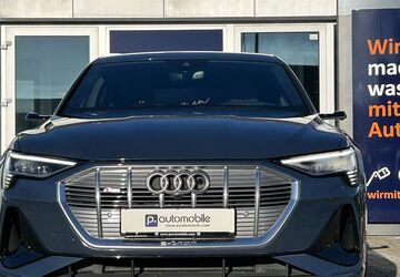 Audi e-tron 27.166 km 40.980 &euro; Salzgitter 38229