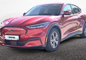 Ford Mustang Mach-E 43.135 km 29.990 &euro; Braunschweig 38114