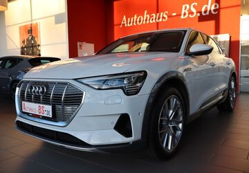 Audi e-tron 41.361 km 31.750 &euro; Braunschweig 38116