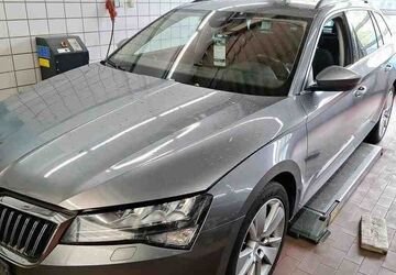 Skoda Superb 117.000 km 21.490 &euro; Braunschweig Wenden 38110