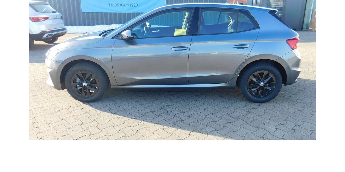 Skoda Fabia 1.0 Ambition MPI BMT Navi Klima 13.700 km 14.990 &euro; Vordorf 38533