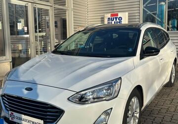 Ford Focus 103.021 km 11.999 &euro; Salzgitter 38229