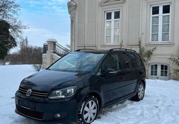 VW Touran 272.000 km 3.590 &euro; Vechelde 38159