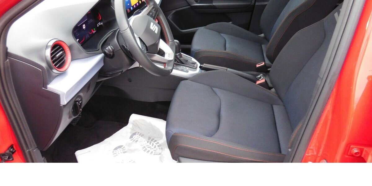 Seat Arona 1.0 FR-Line TSI BMT DSG Navi Klima Alu 14.600 km 18.990 &euro; Vordorf 38533