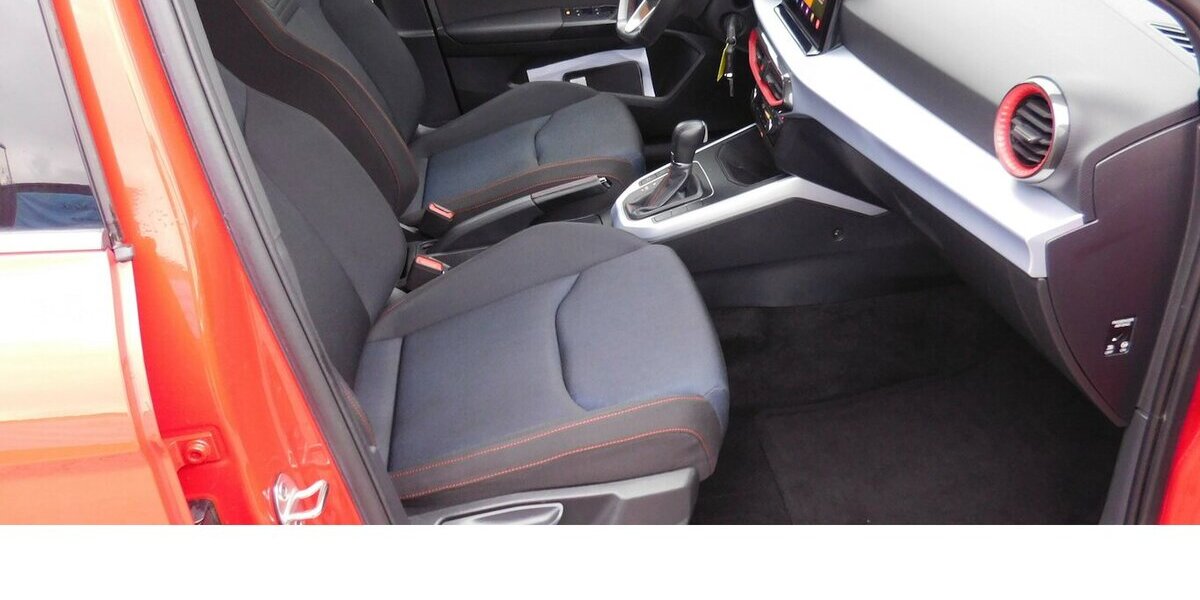 Seat Arona 1.0 FR-Line TSI BMT DSG Navi Klima Alu 14.600 km 18.990 &euro; Vordorf 38533