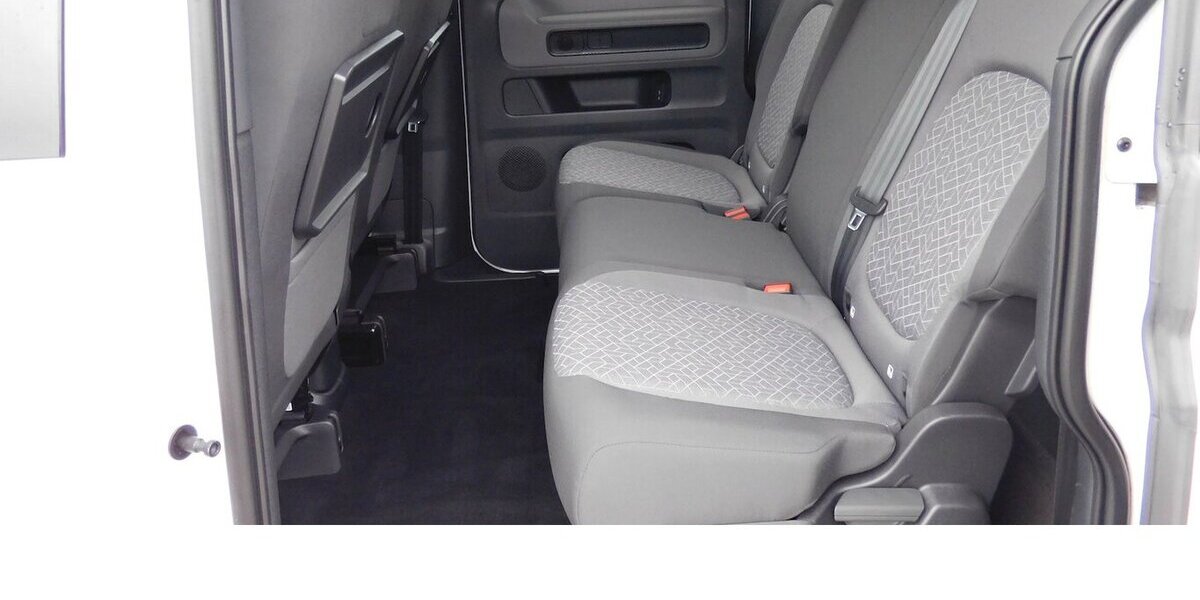 VW ID.Buzz Pro Elektro 1-Gang 5Sitze Klima Navi LED 29.200 km 41.990 &euro; Vordorf 38533