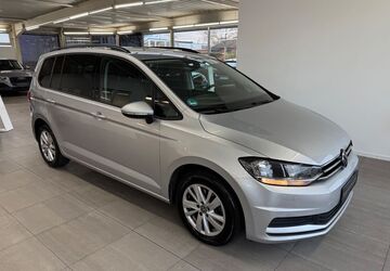 VW Touran 98.000 km 19.990 &euro; Braunschweig 38116