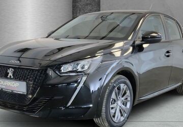 Peugeot e-208 36.551 km 15.190 &euro; Braunschweig 38126