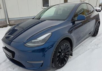 Tesla Model Y 50.000 km 42.990 &euro; Braunschweig 38112