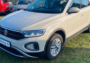 VW T-Roc 33.960 km 24.990 &euro; Hohenhameln 31249