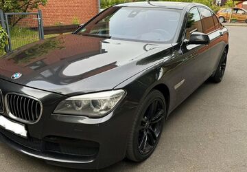 BMW 750 287.230 km 12.700 &euro; Braunschweig 38112