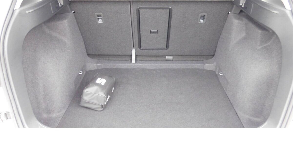 Seat Ateca 1.5 Style TSI BMT Navi Klima Alu 25.500 km 23.390 &euro; Vordorf 38533