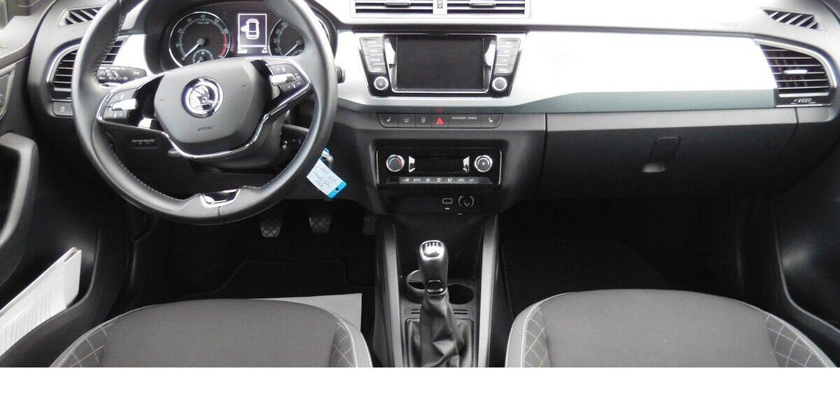 Skoda Fabia 1.0 Ambition TSI BMT Navi Klima 41.500 km 14.990 &euro; Vordorf 38533