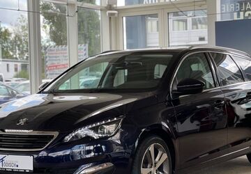 Peugeot 308 155.462 km 8.990 &euro; Salzgitter 38228