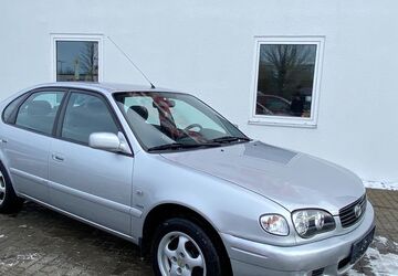 Toyota Corolla 110.000 km 2.950 &euro; Goslar 38644