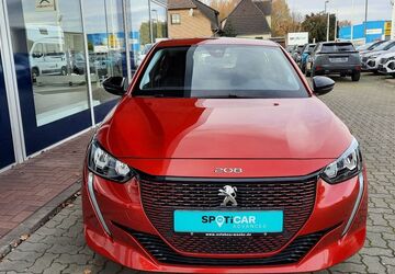 Peugeot 208 33.100 km 15.890 &euro; Peine 31224