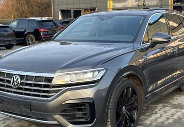 VW Touareg 120.030 km 39.990 &euro; Vechelde 38159